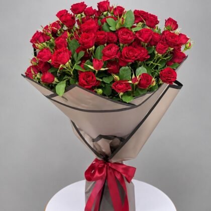 Premium Red Spray Rose Bouquet